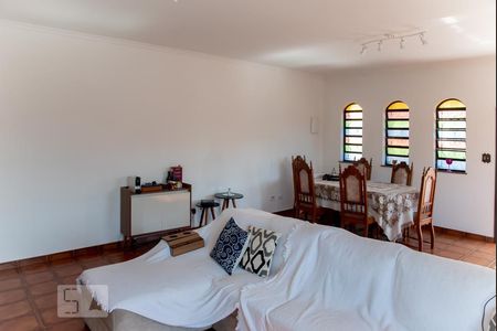 Sala de casa à venda com 3 quartos, 240m² em Vila Ré, São Paulo