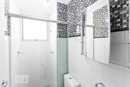 Banheiro de apartamento à venda com 2 quartos, 40m² em São Pedro, Osasco