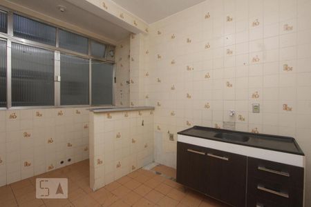 COZINHA de apartamento à venda com 2 quartos, 67m² em São João, Porto Alegre