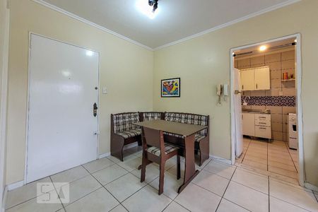 Sala de apartamento para alugar com 1 quarto, 43m² em Jardim Botânico, Porto Alegre