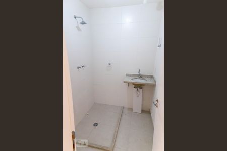 Banheiro de apartamento à venda com 1 quarto, 43m² em Jardim D’abril, São Paulo