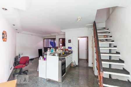 Casa à venda com 75m², 2 quartos e 2 vagasSala/Cozinha