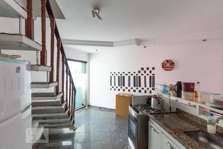 Casa à venda com 75m², 2 quartos e 2 vagasSala/Cozinha