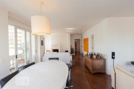 Sala de apartamento para alugar com 4 quartos, 250m² em Pinheiros, São Paulo