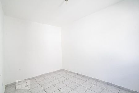 Quarto 2 de casa para alugar com 2 quartos, 90m² em Vila Palmares, Santo André