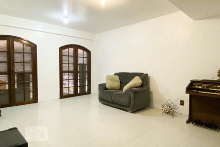 Sala 1 de casa à venda com 6 quartos, 560m² em Partenon, Porto Alegre