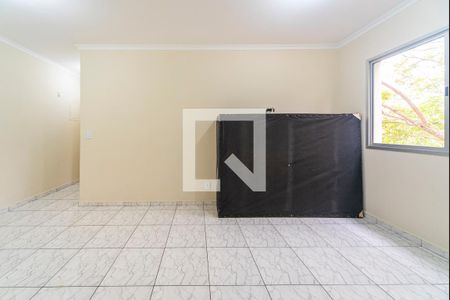 Sala de apartamento para alugar com 2 quartos, 50m² em Cidade São Jorge, Santo André