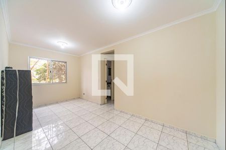 Sala de apartamento para alugar com 2 quartos, 50m² em Cidade São Jorge, Santo André