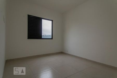 Suíte de apartamento para alugar com 2 quartos, 77m² em Jd.belval , Barueri