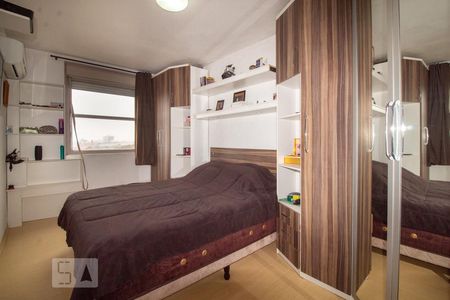 Quarto 1 de apartamento à venda com 2 quartos, 59m² em Humaitá, Porto Alegre