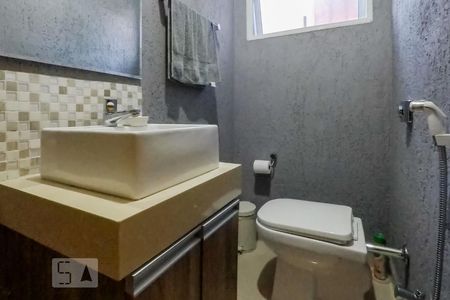 Lavabo de casa à venda com 4 quartos, 160m² em Bosque da Saúde, São Paulo