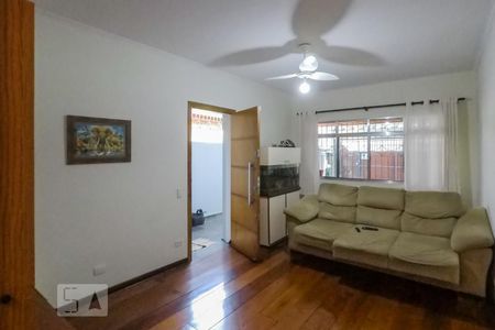 Sala de casa à venda com 4 quartos, 160m² em Bosque da Saúde, São Paulo