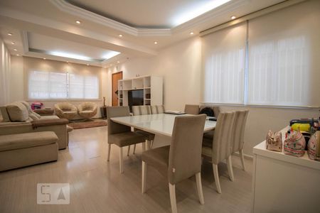 Sala de casa à venda com 3 quartos, 286m² em Jardim Peri, São Paulo