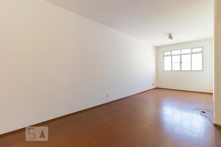 Sala de apartamento para alugar com 2 quartos, 85m² em Centro, Campinas