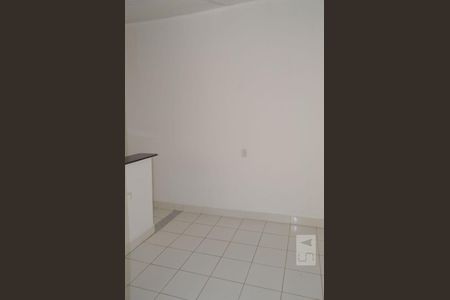 Studio para alugar com 35m², 1 quarto e sem vagaSala e Cozinha