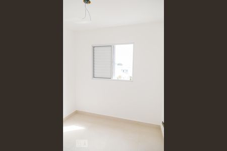 Quarto 1 de apartamento para alugar com 2 quartos, 45m² em Vila Invernada, São Paulo
