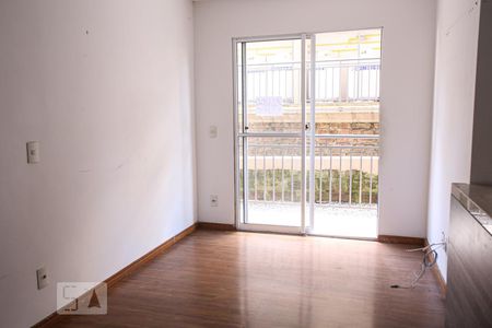 Sala de apartamento à venda com 3 quartos, 69m² em Tristeza, Porto Alegre