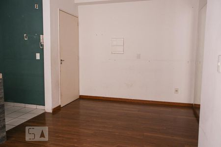 Sala de apartamento à venda com 3 quartos, 69m² em Tristeza, Porto Alegre