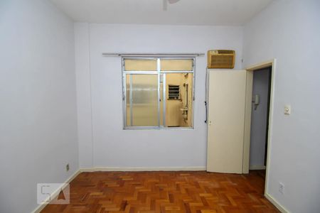 Quarto 1 de apartamento para alugar com 1 quarto, 40m² em Centro, Rio de Janeiro