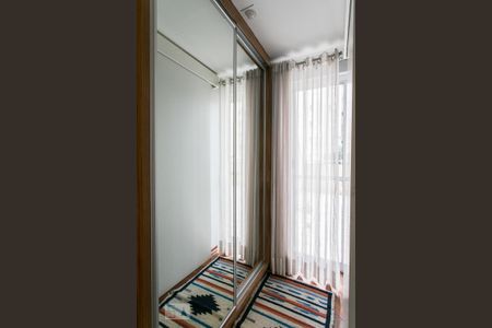 Closet da Suíte 1 de apartamento à venda com 3 quartos, 98m² em Vila Carrão, São Paulo