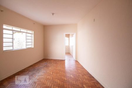 Sala de casa para alugar com 3 quartos, 120m² em Vila Firmiano Pinto, São Paulo