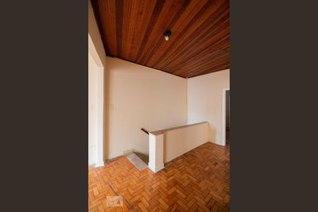 Sala de casa para alugar com 3 quartos, 120m² em Vila Firmiano Pinto, São Paulo