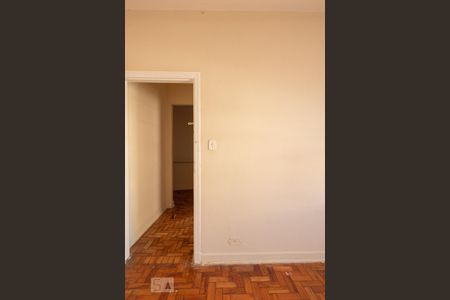 Quarto 1  de casa para alugar com 3 quartos, 120m² em Vila Firmiano Pinto, São Paulo