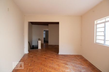 Sala de casa para alugar com 3 quartos, 120m² em Vila Firmiano Pinto, São Paulo