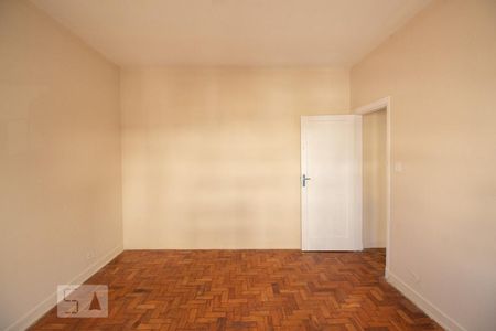 Quarto 1  de casa para alugar com 3 quartos, 120m² em Vila Firmiano Pinto, São Paulo