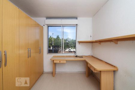 Quarto 1 de apartamento para alugar com 2 quartos, 62m² em Santo Antônio, Porto Alegre