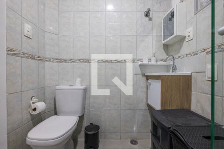 Banheiro de apartamento para alugar com 1 quarto, 40m² em Pinheiros, São Paulo