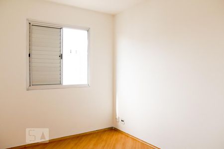 Quarto 2 de apartamento para alugar com 2 quartos, 55m² em Vila Arriete, São Paulo