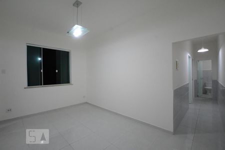 Sala de apartamento à venda com 2 quartos, 70m² em Penha Circular, Rio de Janeiro