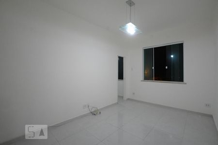 Sala de apartamento à venda com 2 quartos, 70m² em Penha Circular, Rio de Janeiro