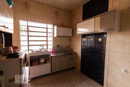 Cozinha 1 de casa à venda com 4 quartos, 505m² em Niterói, Canoas