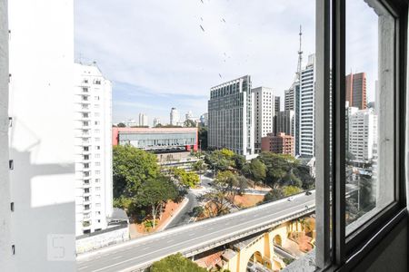 Sala - Vista de apartamento para alugar com 2 quartos, 53m² em Bela Vista, São Paulo
