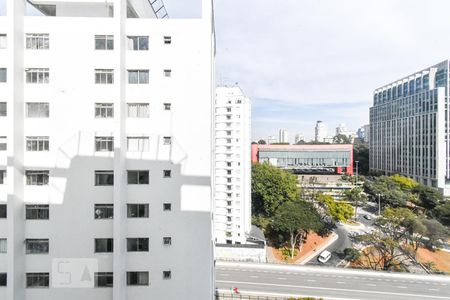 Sala - Vista de apartamento para alugar com 2 quartos, 53m² em Bela Vista, São Paulo