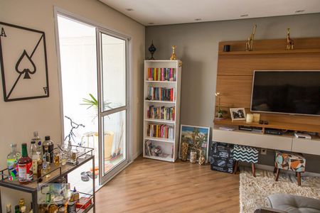 Sala de apartamento à venda com 2 quartos, 72m² em Vila Isolina Mazzei, São Paulo