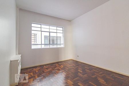 Quarto 1 de apartamento para alugar com 3 quartos, 134m² em Centro, Curitiba