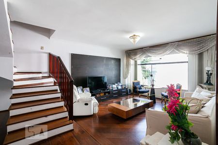 Sala de casa à venda com 3 quartos, 312m² em Vila Pinheirinho, Santo André