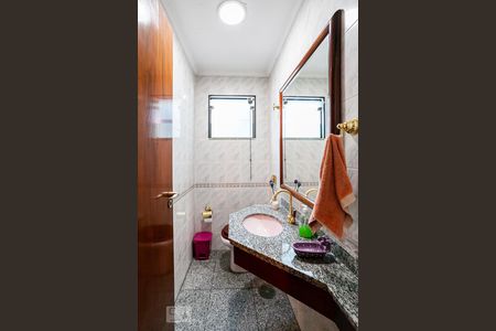 Lavabo de casa à venda com 3 quartos, 312m² em Vila Pinheirinho, Santo André