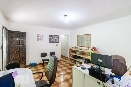 Sala de casa à venda com 3 quartos, 150m² em Parque dos Bancários, São Paulo