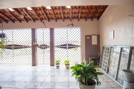 Vista da Sala de casa à venda com 4 quartos, 250m² em Parque Guarani, Várzea Paulista