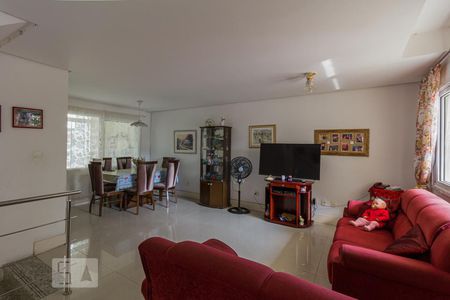 Sala de casa à venda com 3 quartos, 171m² em Jardim Itu-sabará, Porto Alegre