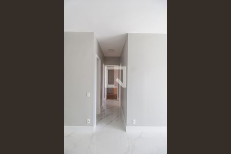 Corredor de apartamento para alugar com 3 quartos, 70m² em Jardim Iracema, Barueri