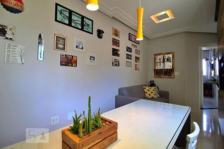 Sala de apartamento à venda com 2 quartos, 100m² em Vila Curuçá, Santo André