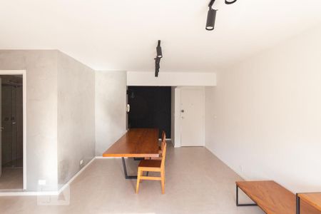 Sala de apartamento para alugar com 1 quarto, 75m² em Pinheiros, São Paulo