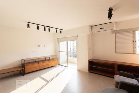 Sala de apartamento para alugar com 1 quarto, 75m² em Pinheiros, São Paulo