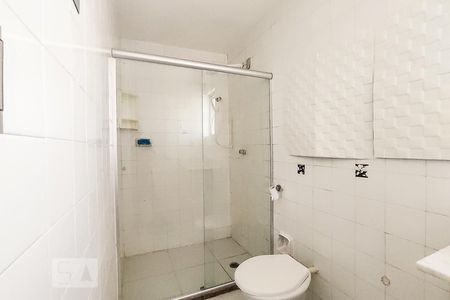 Banheiro de apartamento para alugar com 1 quarto, 46m² em Rio Vermelho, Salvador