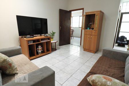 Sala 2 de casa à venda com 4 quartos, 242m² em Mirandópolis, São Paulo
